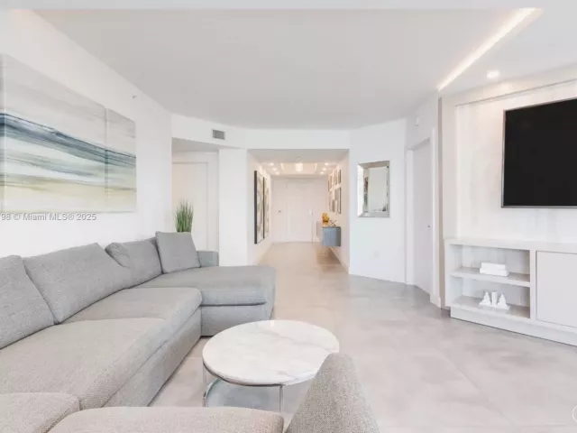 Apartment for sale  Unit #303 - photo 6782850