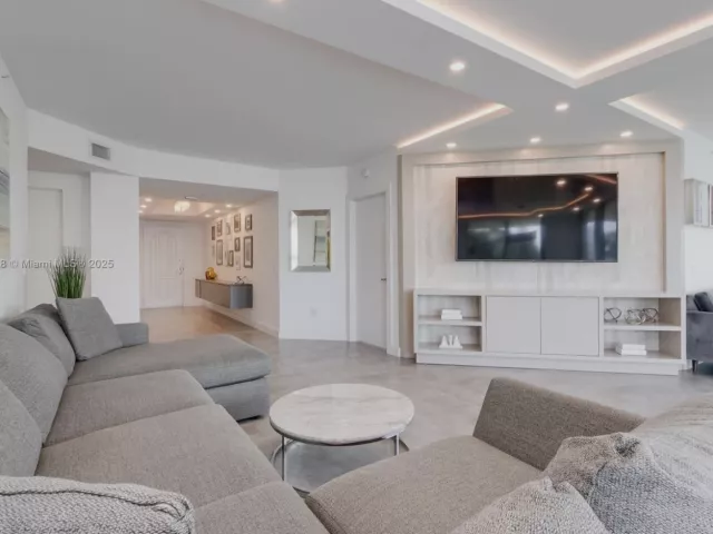 Apartment for sale  Unit #303 - photo 6782851