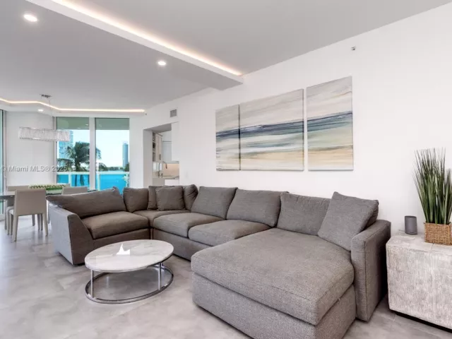 Apartment for sale  Unit #303 - photo 6782853