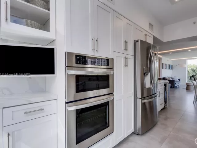 Apartment for sale  Unit #303 - photo 6782844