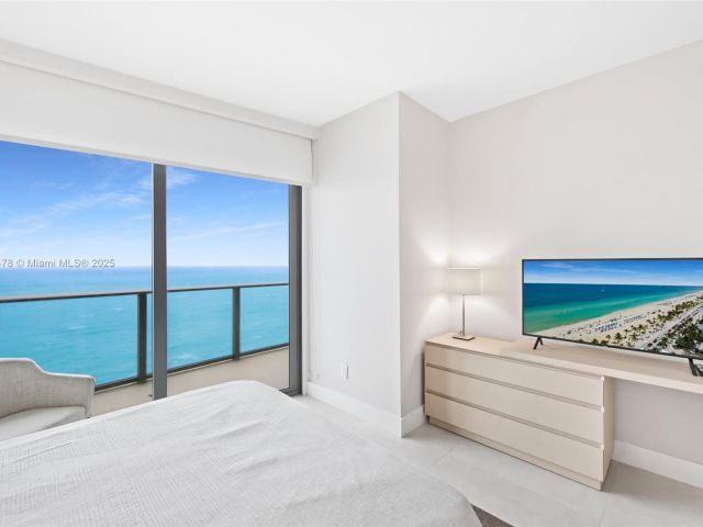 Apartment for rent  Unit #3001 - photo 6759308