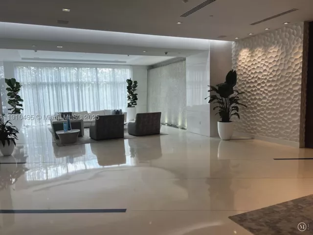 3-bedroom condo for sale in Sunny Isles Beach - 330 Sunny Isles Blvd 5-1008 - MondialRealty