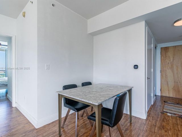 Apartment for sale  Unit #3914 - photo 6757100