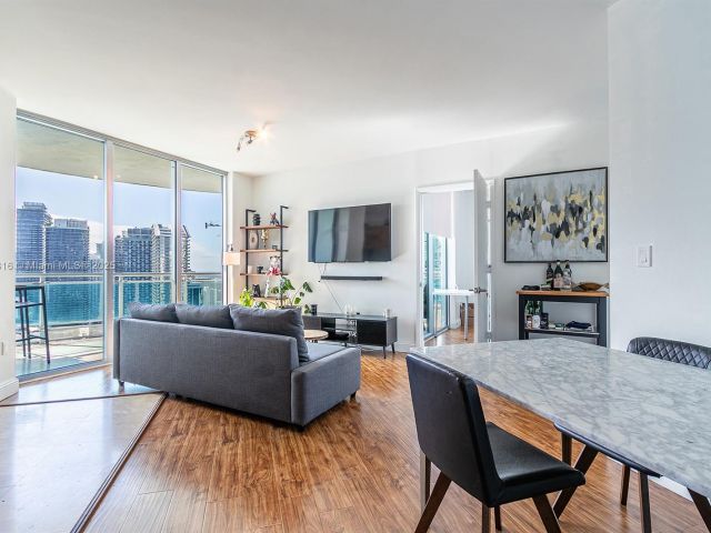 Apartment for sale  Unit #3914 - photo 6757102