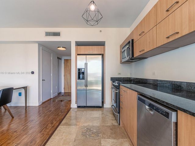 Apartment for sale  Unit #3914 - photo 6757103