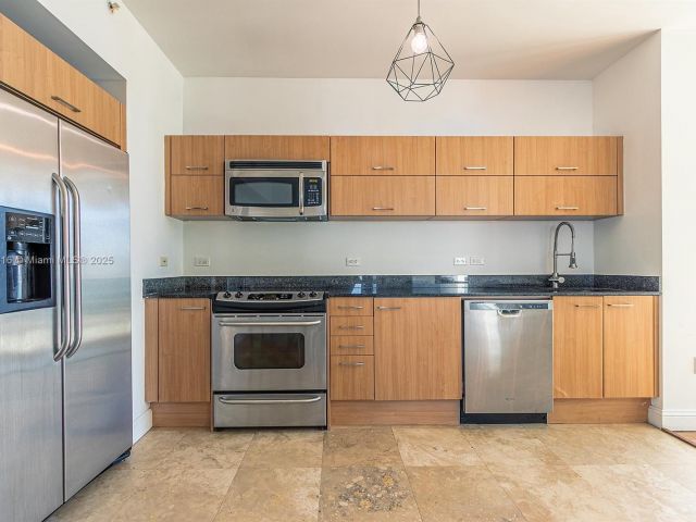 Apartment for sale  Unit #3914 - photo 6757104