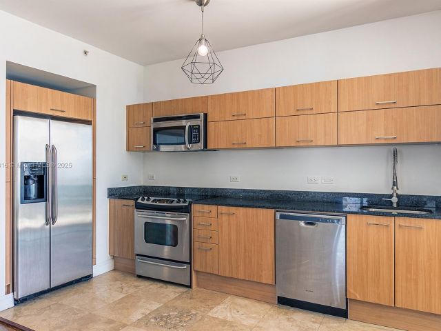 Apartment for sale  Unit #3914 - photo 6757106