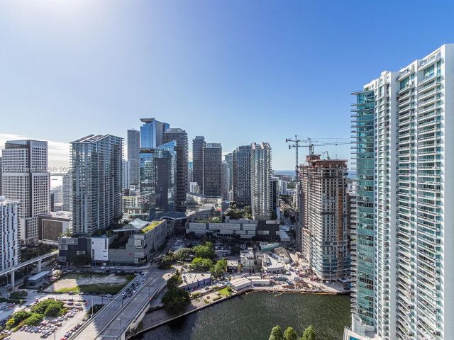 Apartment for sale  Unit #3914 - photo 6757112