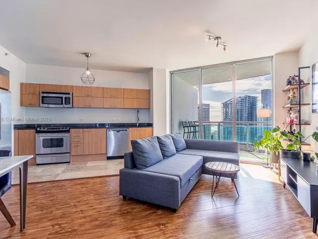 2-bedroom condo for sale in Miami - 350 S Miami Ave 3914 - MondialRealty