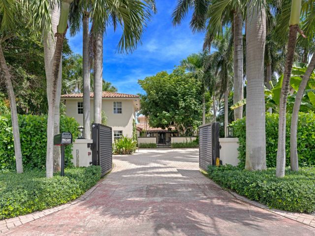 Home for rent at 3304 N Flagler Drive - photo 6760471