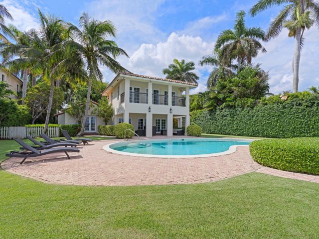 Home for rent at 3304 N Flagler Drive - photo 6760474