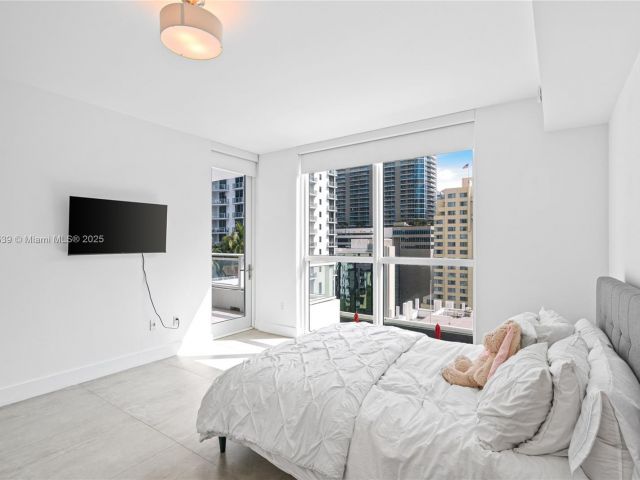 Apartment for sale  Unit #1502 - photo 6768459