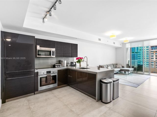 Apartment for sale  Unit #1502 - photo 6768472