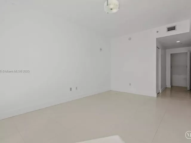 Apartment for sale  Unit #604 - photo 6758539