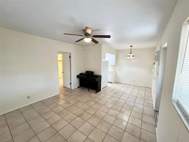Home for sale at 410 SW 10th Street SW - photo 6765279