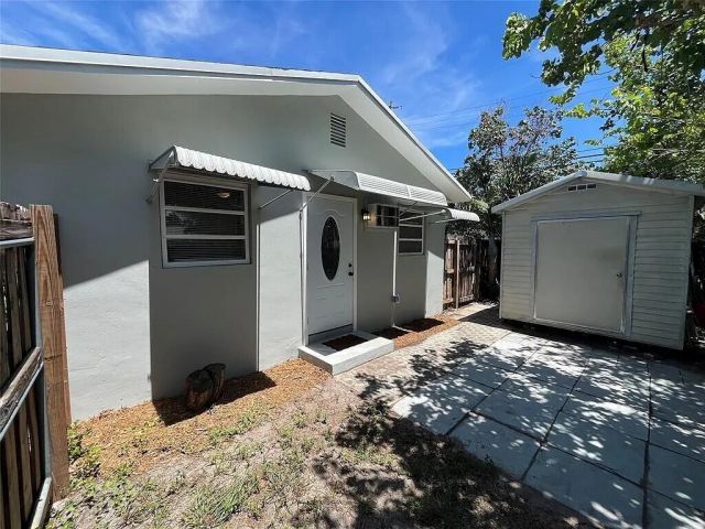 Home for sale at 410 SW 10th Street SW - photo 6765281