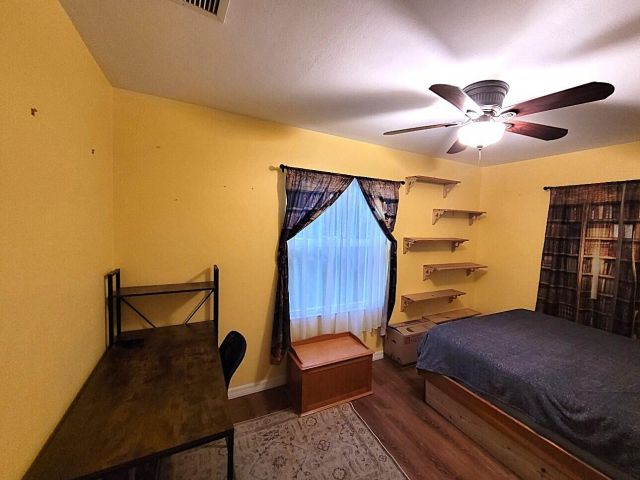 Home for sale at 410 SW 10th Street SW - photo 6765286