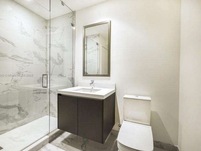 Apartment for sale  Unit #2403 - photo 6762134