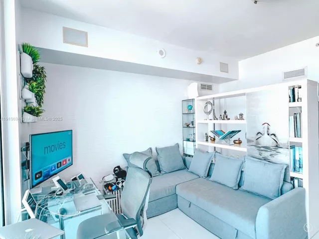 2-bedroom condo for sale in Miami - 2020 N Bayshore Dr 2007 - MondialRealty