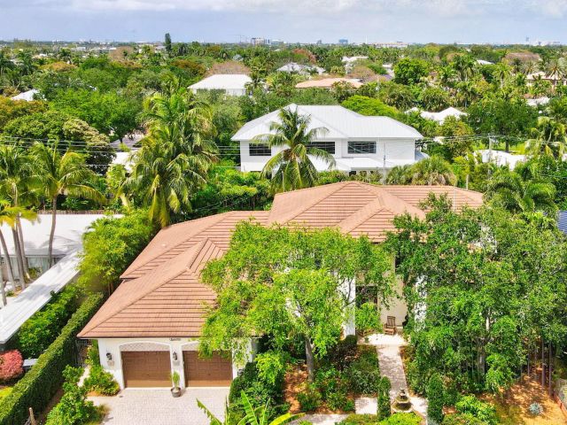 Home for sale at 2409 NE 12th Street - photo 6765344