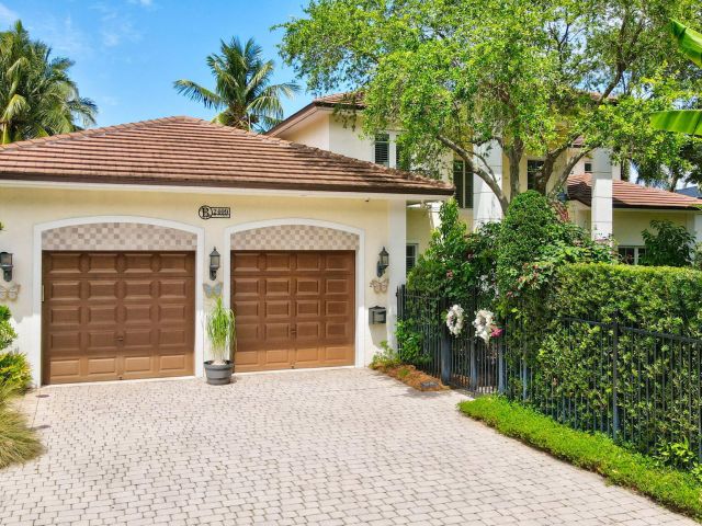 Home for sale at 2409 NE 12th Street - photo 6765345