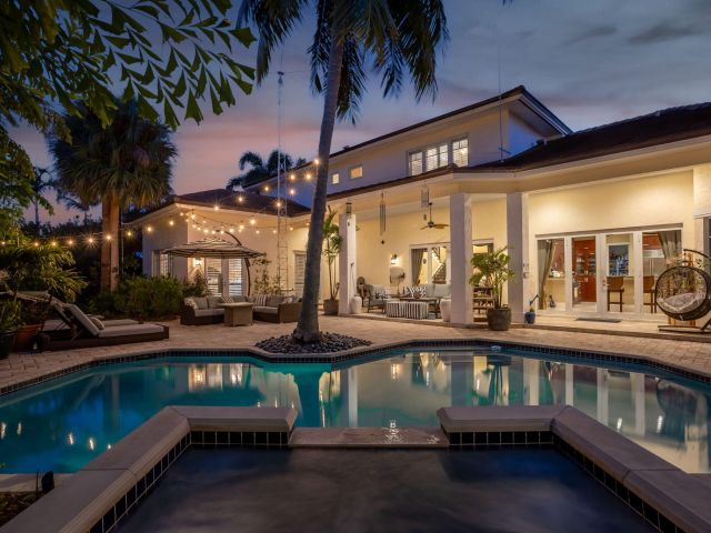 Home for sale at 2409 NE 12th Street - photo 6765350