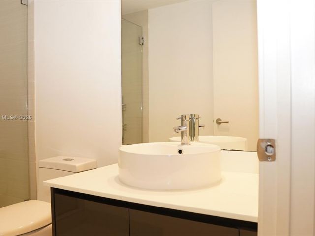 Apartment for rent  Unit #1108 - photo 6761755