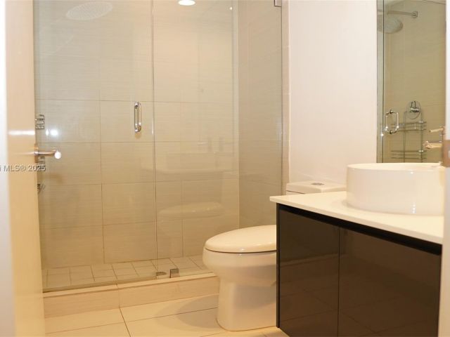 Apartment for rent  Unit #1108 - photo 6761756