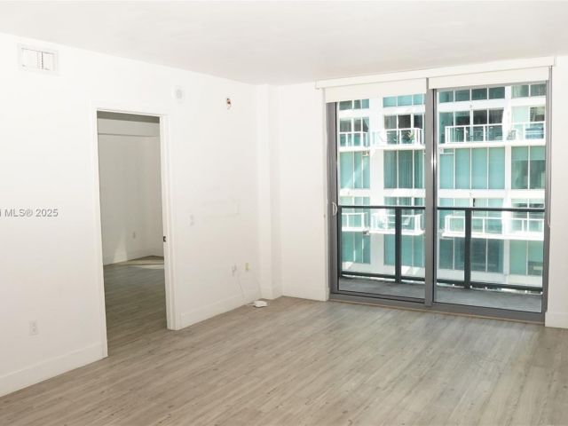 Apartment for rent  Unit #1108 - photo 6761759