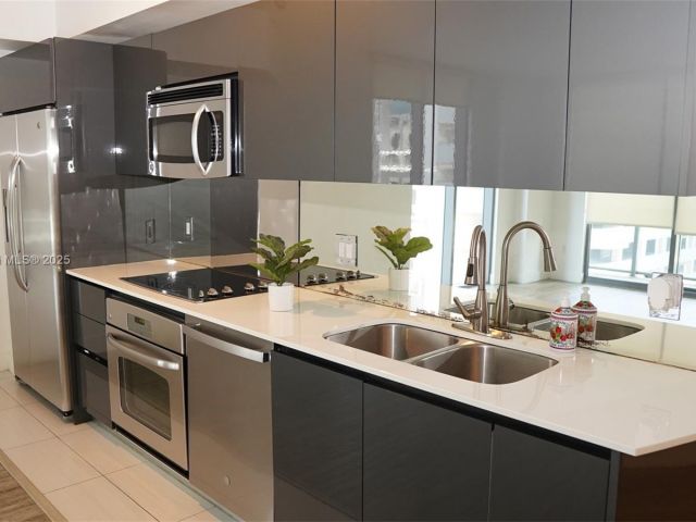 Apartment for rent  Unit #1108 - photo 6761765