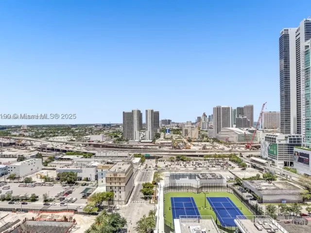 1-bedroom condo for sale in Miami - 851 NE 1st Ave 1202 - MondialRealty