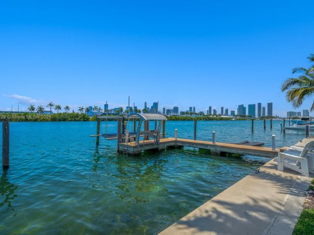 Home for sale at 210 Palm Avenue - photo 6761339