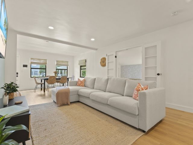 Home for rent at 721 Dobbins Street - photo 6762234