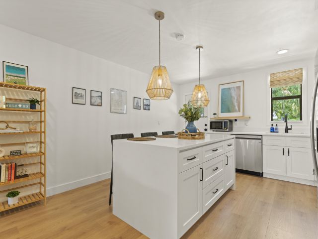 Home for rent at 721 Dobbins Street - photo 6762238