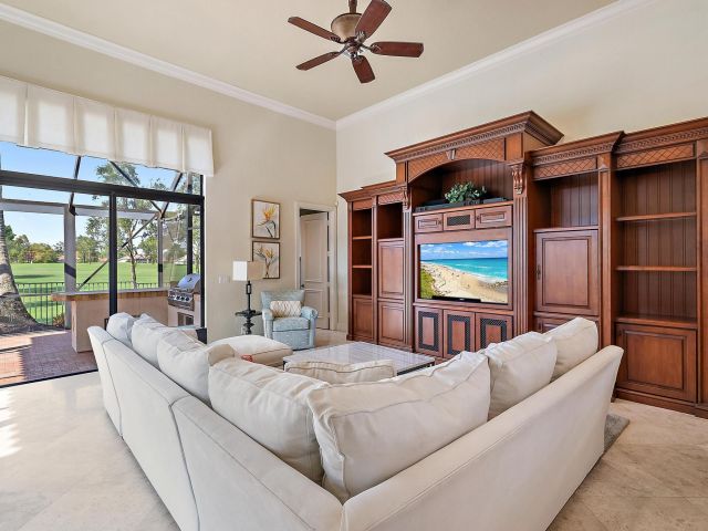 Home for sale at 8053 Cranes Pointe Way - photo 6774998