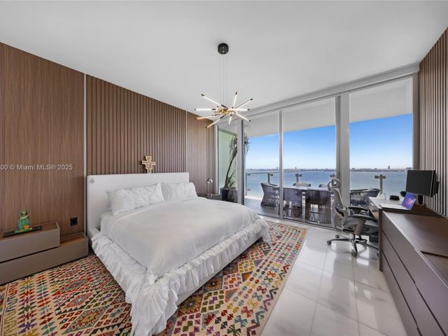 Apartment for sale  Unit #2202 - photo 6762450