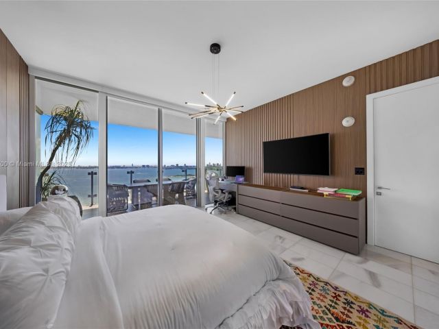 Apartment for sale  Unit #2202 - photo 6762451