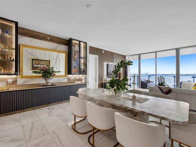 Apartment for sale  Unit #2202 - photo 6762463