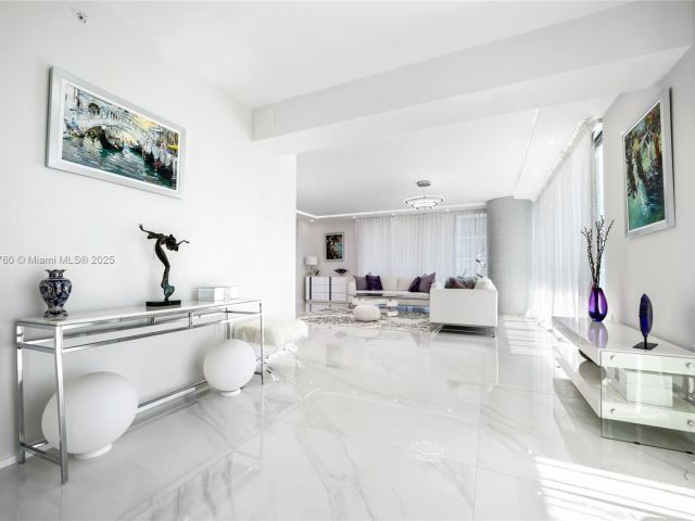 Apartment for sale  Unit #5-1908 - photo 6762175