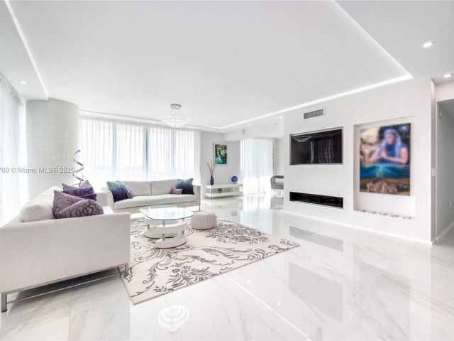 Apartment for sale  Unit #5-1908 - photo 6762176