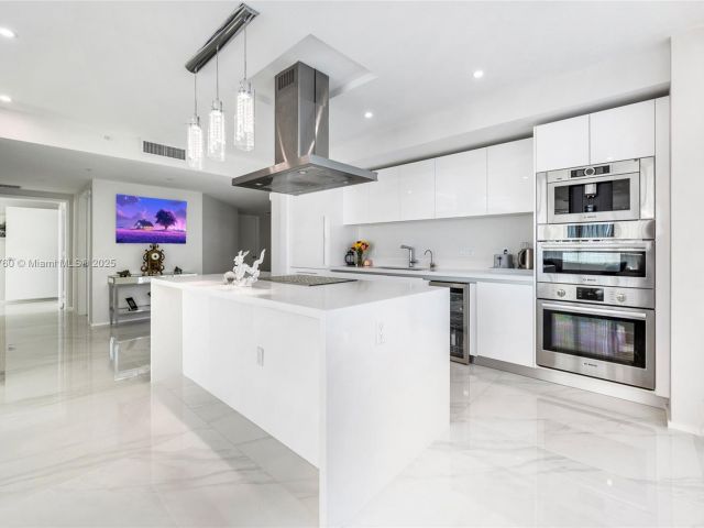 Apartment for sale  Unit #5-1908 - photo 6762179