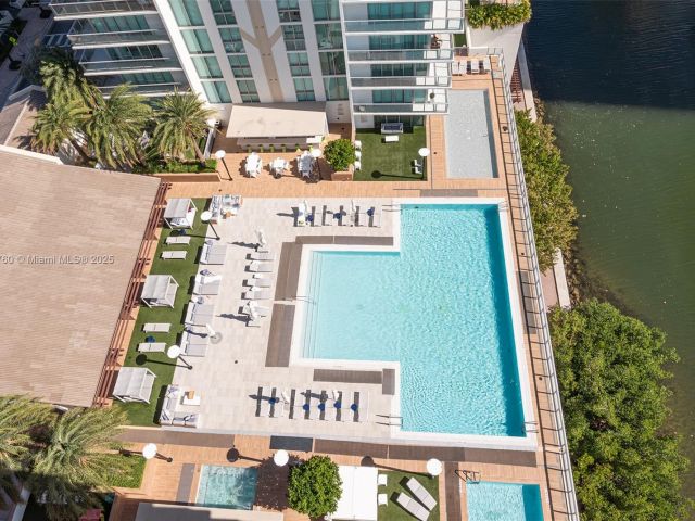 Apartment for sale  Unit #5-1908 - photo 6762184