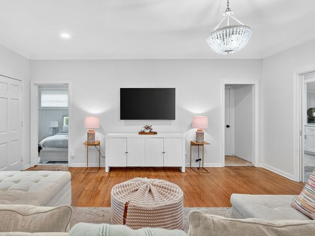 Home for sale at 901 39th Court - photo 6761954