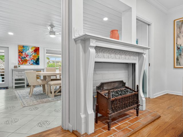 Home for sale at 901 39th Court - photo 6761955