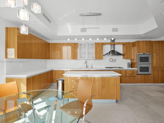 Apartment for sale  Unit #1104 - photo 6762417