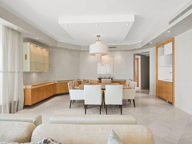 Apartment for sale  Unit #1104 - photo 6762420