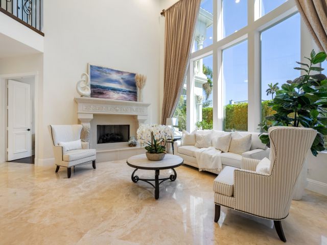 Home for sale at 712 NE 71st Street - photo 6809046