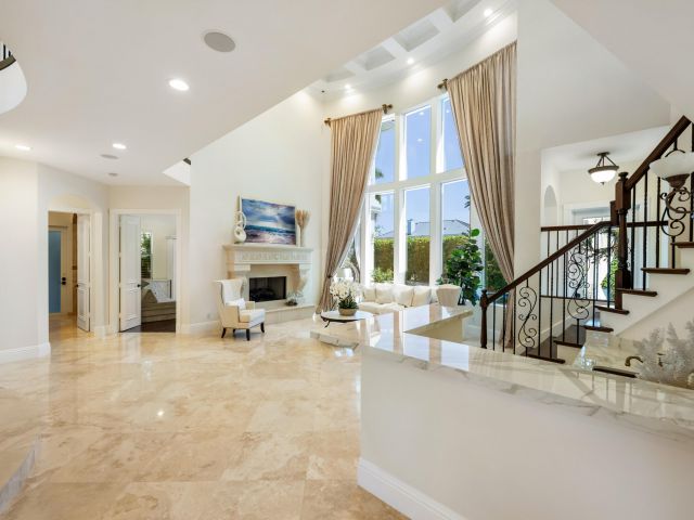 Home for sale at 712 NE 71st Street - photo 6809047