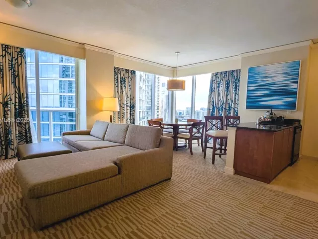 2-bedroom condo for sale in Sunny Isles Beach - 18001 Collins Ave 2114 2115 - MondialRealty