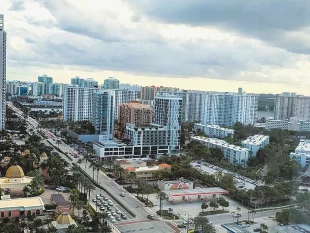 2-bedroom condo for sale in Sunny Isles Beach - 18001 Collins Ave 2114 2115 - MondialRealty